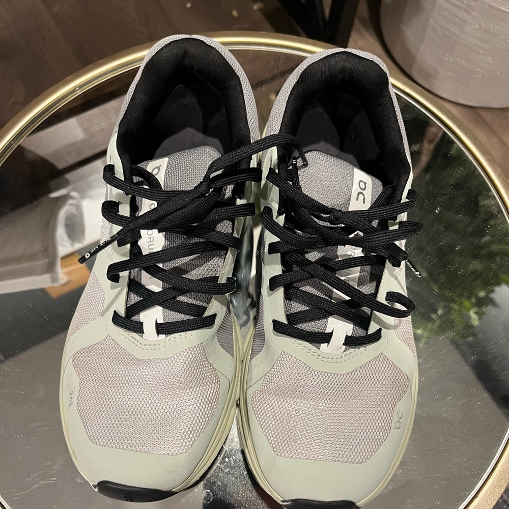 On Running Women's Athletic Sneakers in Pale Green, Light Gray and Black - Picture 2 of 4